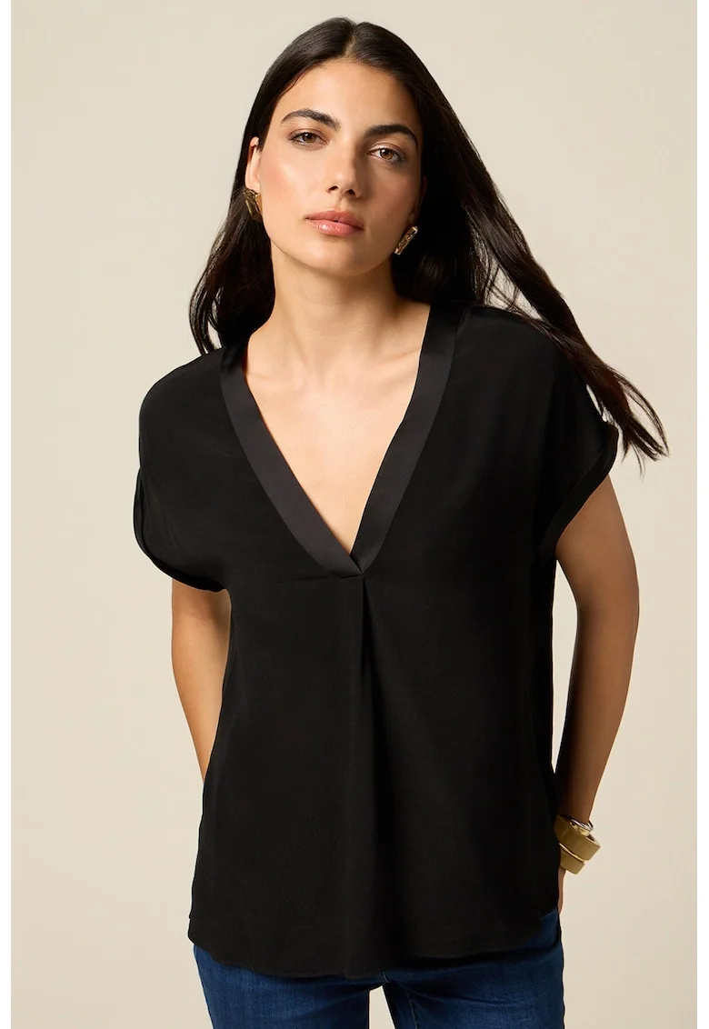 Bluza lejera cu maneci scurte, Negru