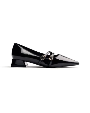 Pantofi cu varf ascutit si aspect lacuit Lucan, Negru