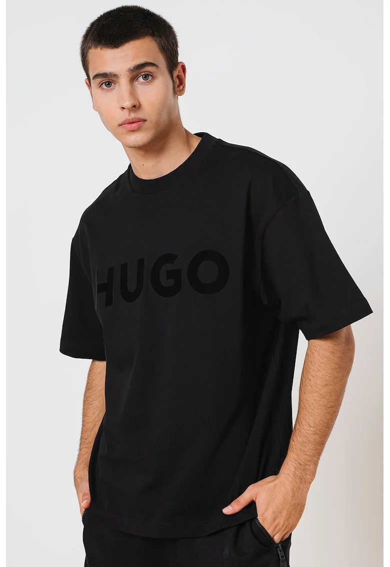 Tricou supradimensionat cu decolteu la baza gatului Dinkee, Rosu/Negru