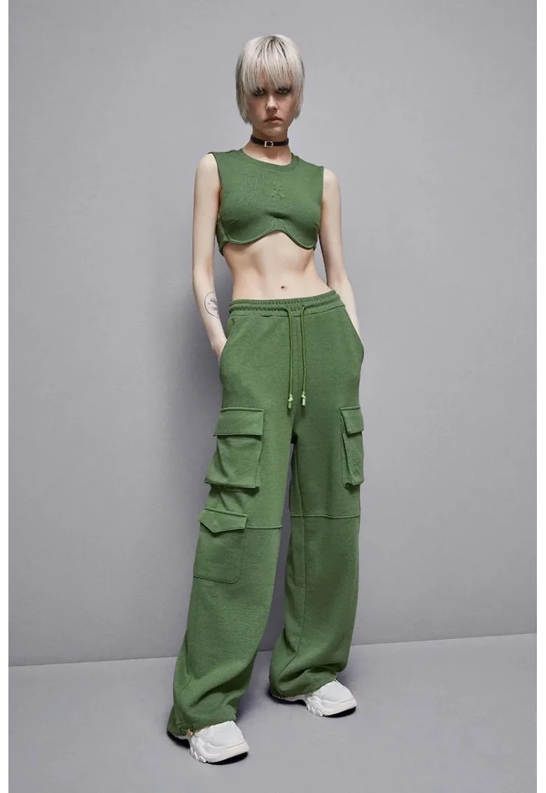 ,Pantaloni cu elastic în talie și buzunare laterale
