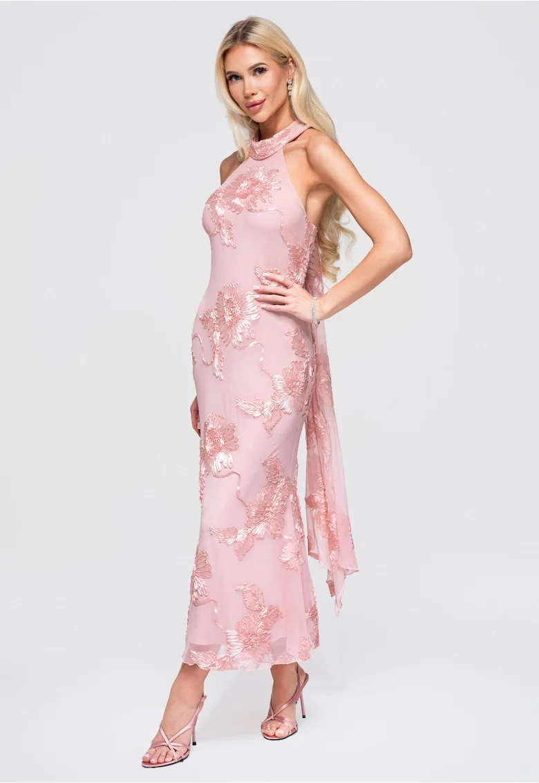 Rochie maxi cu decolteu halter, talie evidentiata si aplicatii florale, Roz
