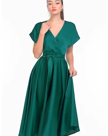 Rochie midi evazata cu aspect satinat