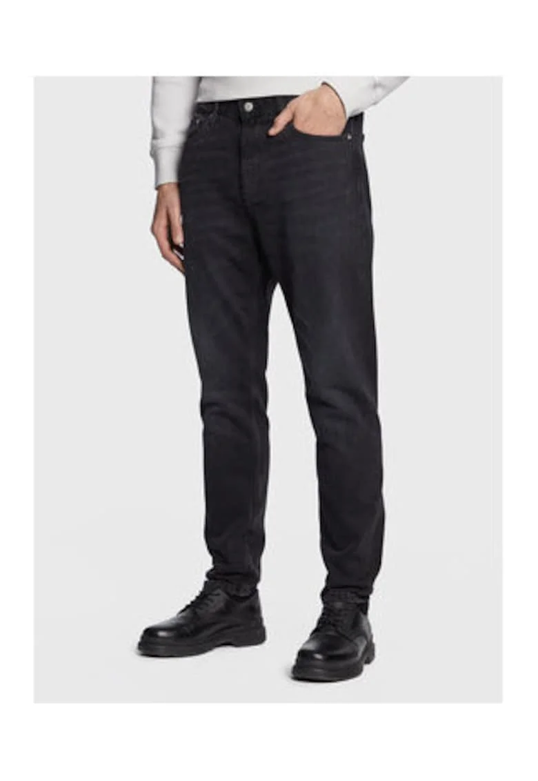 Blugi regular fit,