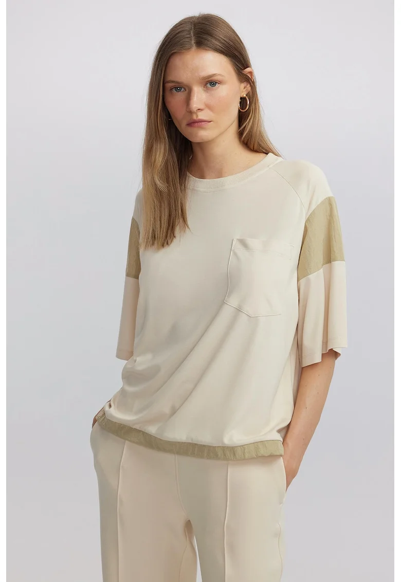 Tricou lejer cu decolteu la baza gatului, Alb fildes/Maro nisip