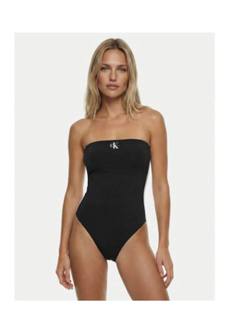 Costum de baie intreg fara bretele