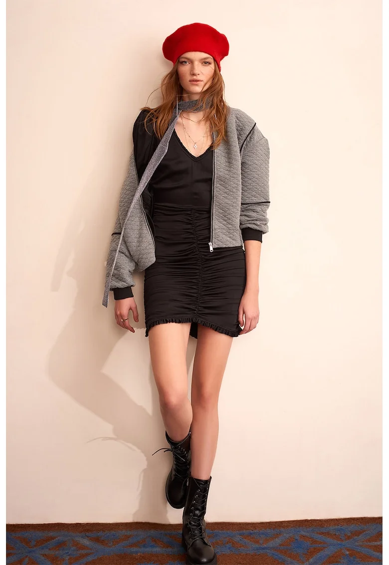 Rochie scurta cambrata cu fronseu, Negru