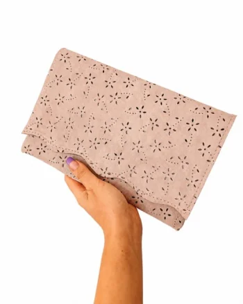 Plic roz pudra , din piele naturala cu efect dantelat  ,handmade