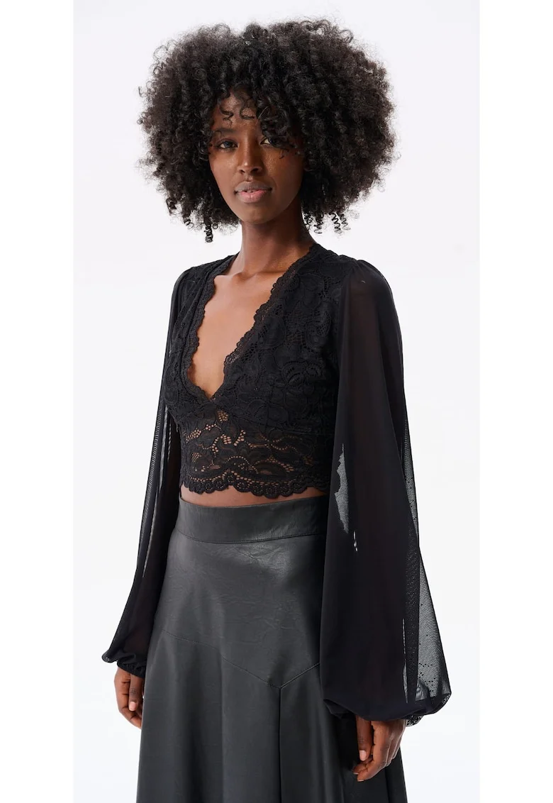 Bluza crop cu dantela si decolteu in V Aquafina