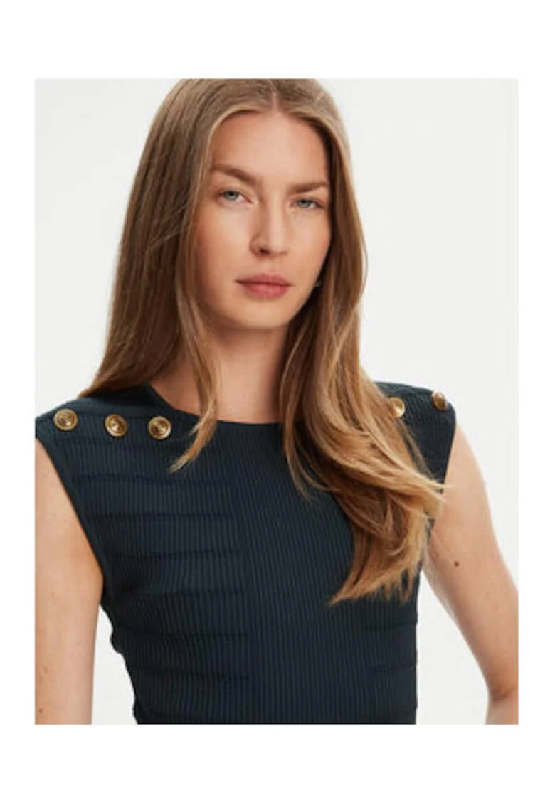 Bluza din tricot cu striatii si nasturi decorativi pe umeri, fara maneci