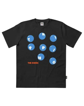 Tricou cu litere imprimate