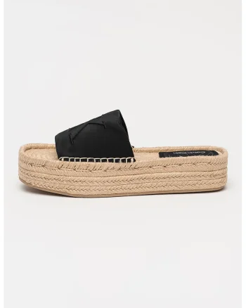 Papuci flatform, Negru