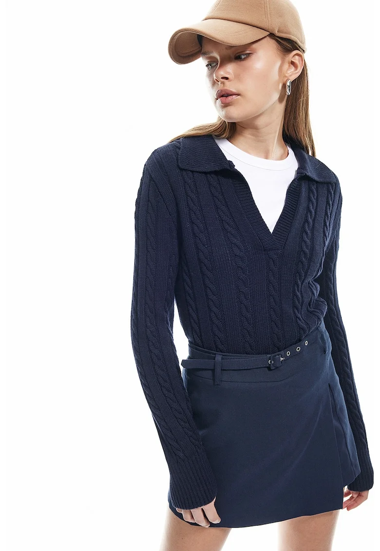 Pulover slim-fit cu decolteu in V, Bleumarin