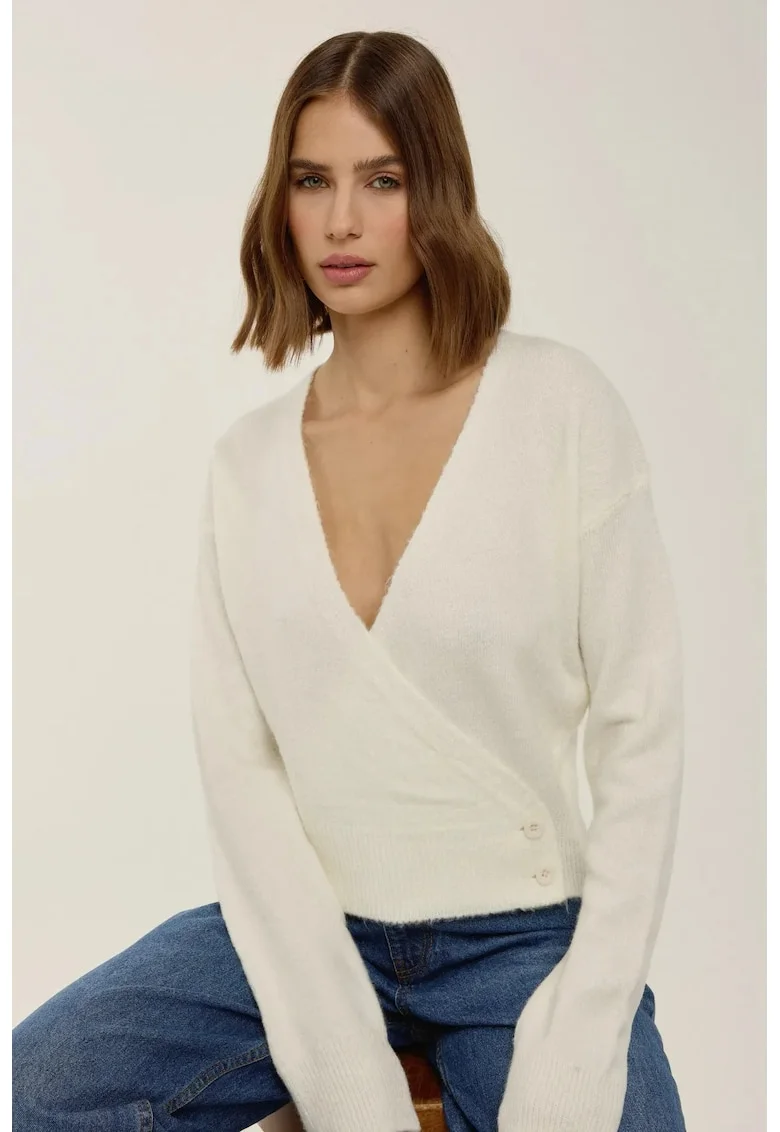 Pulover dama,  infasurat, decolteu in V, nasturi, natural, acril