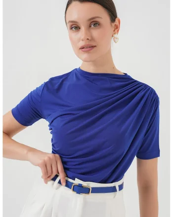 Tricou dama  tricot/elastan, decolteu rotund, detalii cu volane, albastru cobalt,
