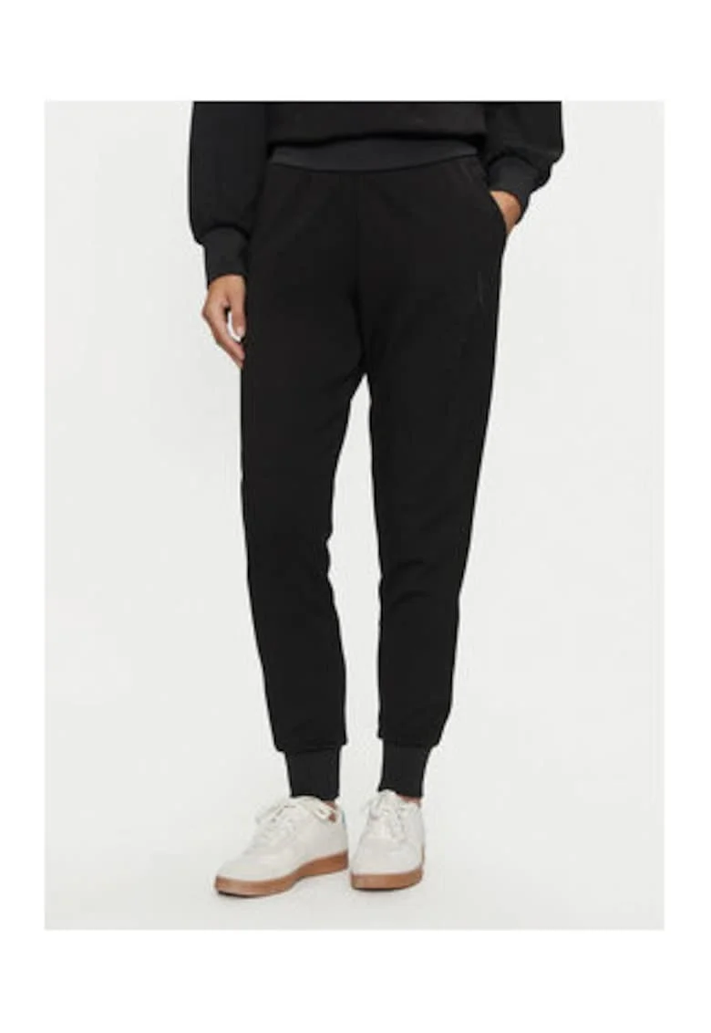 Pantaloni de trening dama,  negru, croiala ampla, material moale,