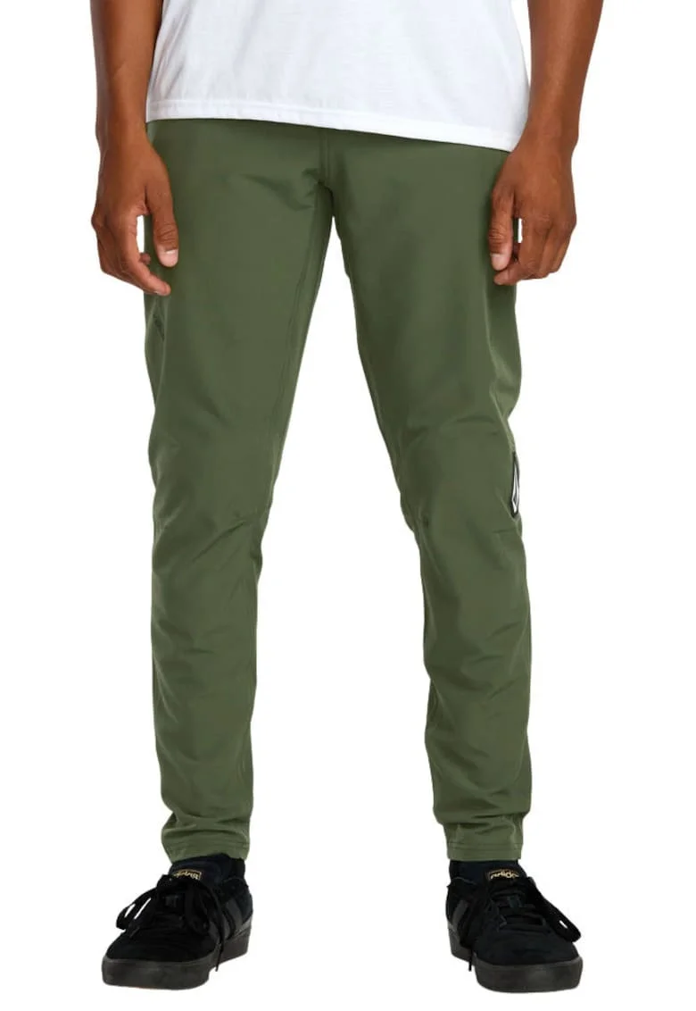 Pantaloni pentru drumetii