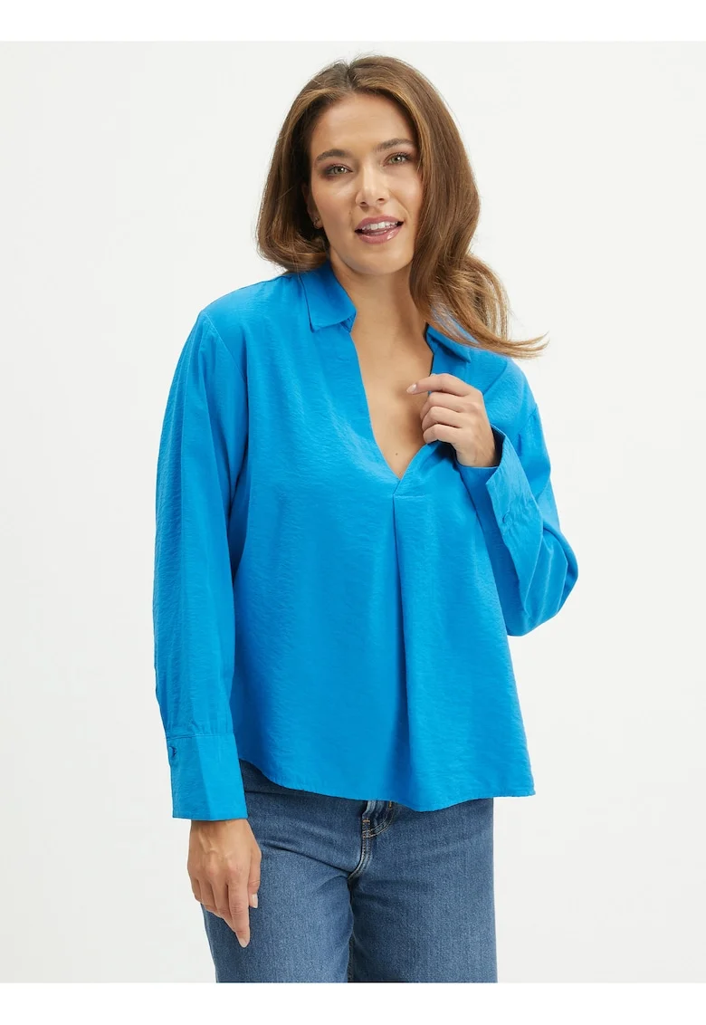 Bluza lejera cu decolteu in V