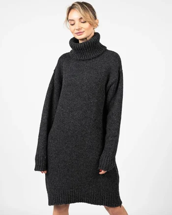 Rochie pulover cu guler inalt,