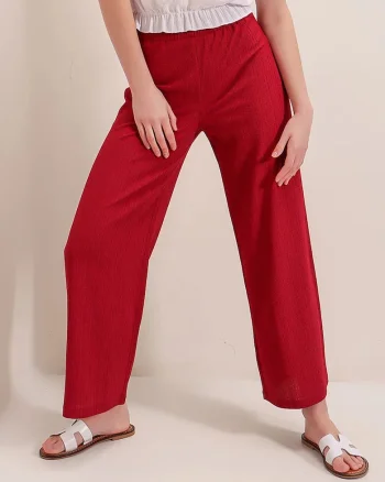 Pantaloni dama, HiCCUP, texturati, croiala relaxata, rosu, poliester-lycra