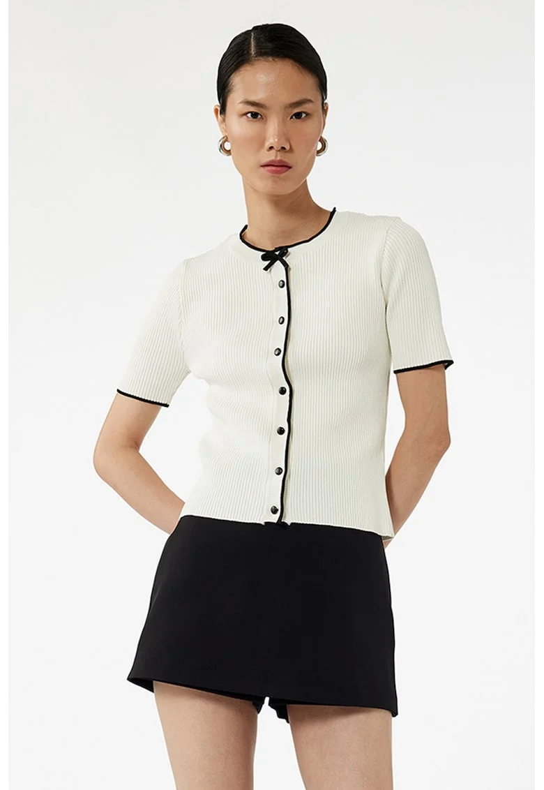 Pulover slim fit cu maneci scurte, Alb fildes/Negru