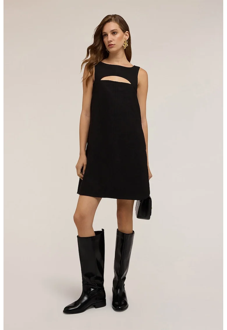 Rochie cu decupaj si croiala in A, Negru