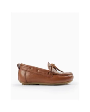 Pantofi tip barcuta din piele,