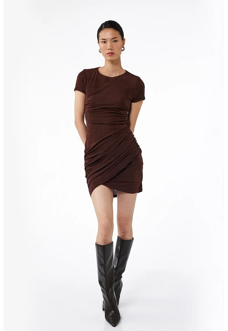 Rochie mini cambrata cu aspect drapat, Maro