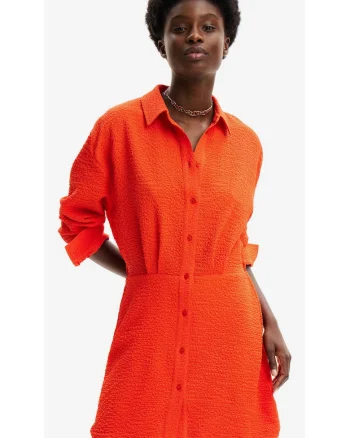 Rochie-camasa cu croiala in A si aspect texturat Milwaukee,