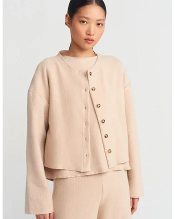 Cardigan dama,  guler rotund, nasturi, bej natural, tricotaj poliester-bumbac