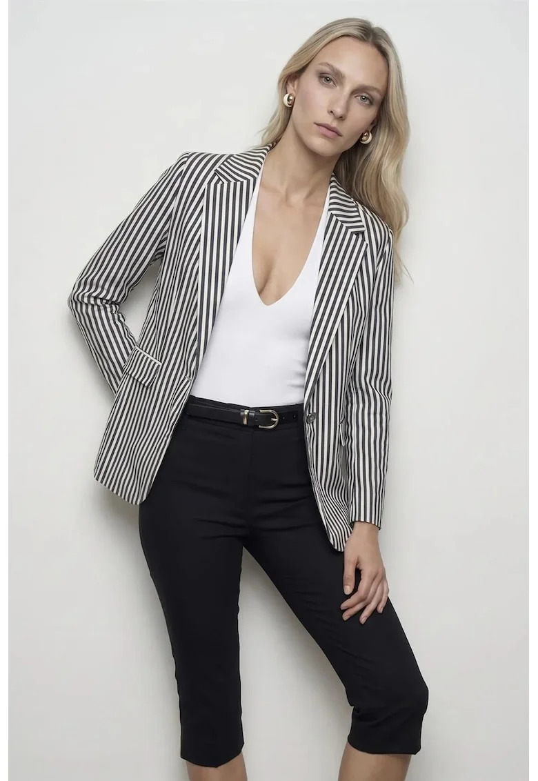 Sacou dama,  din poplin cu dungi, alb / negru, buton, maneca lunga