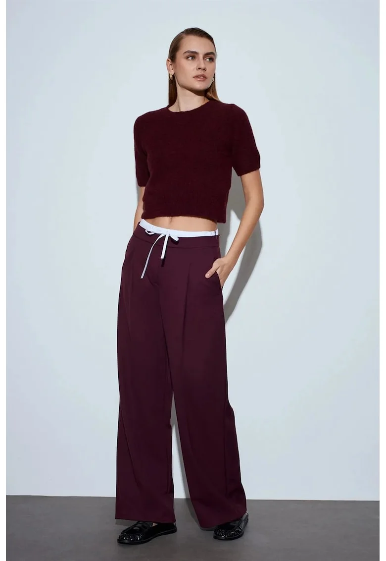 Pantaloni dama  picior larg, rosu burgundy, crep, cu buzunare