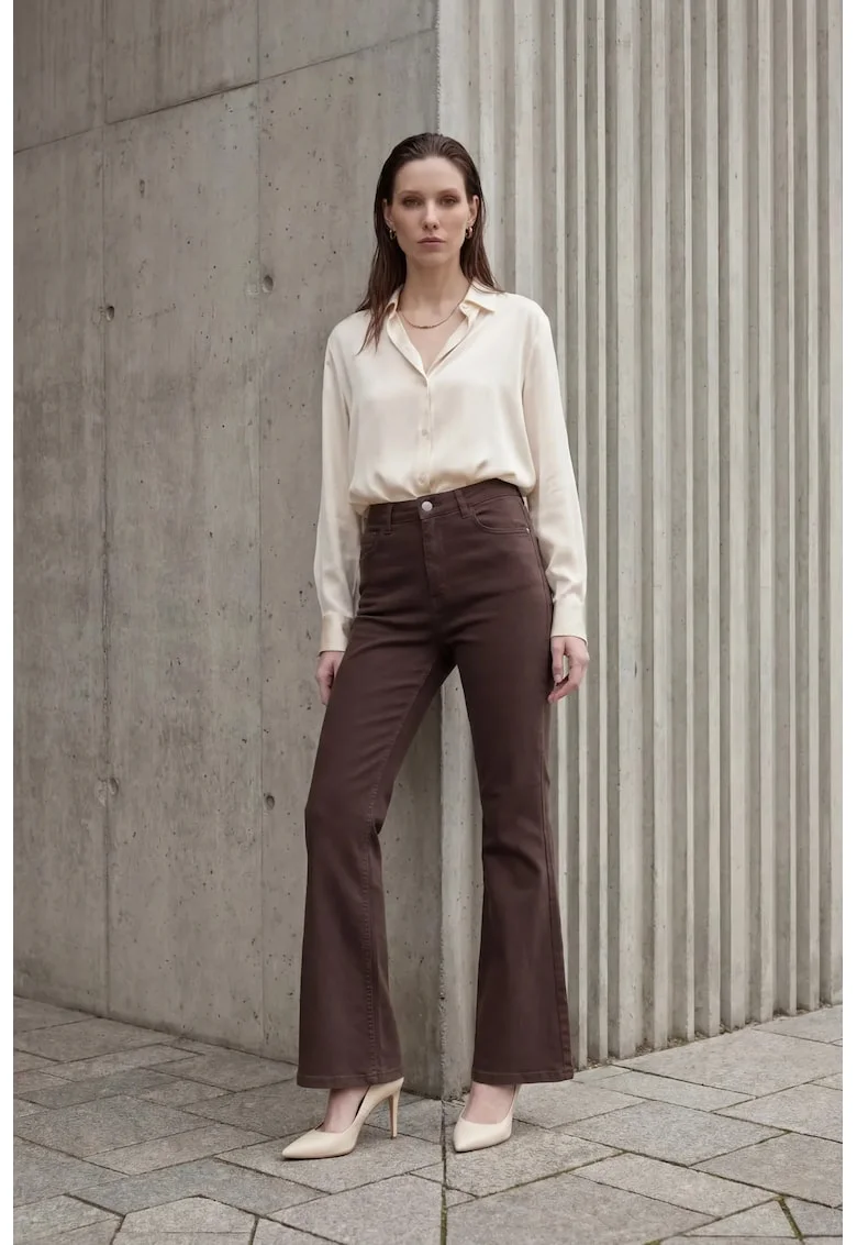 Pantaloni dama,  blugi evazati, talie inalta, maro, denim