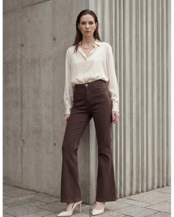 Pantaloni dama,  blugi evazati, talie inalta, maro, denim