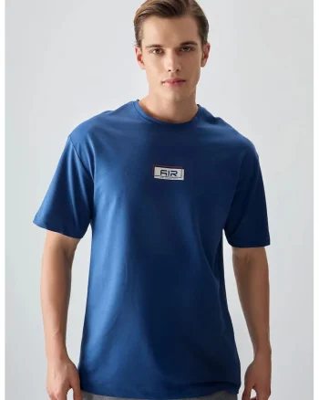 Tricouri barbati,  Tricou Oversized cu Logo, Albastru Moroccan, fabricat din material de calitate