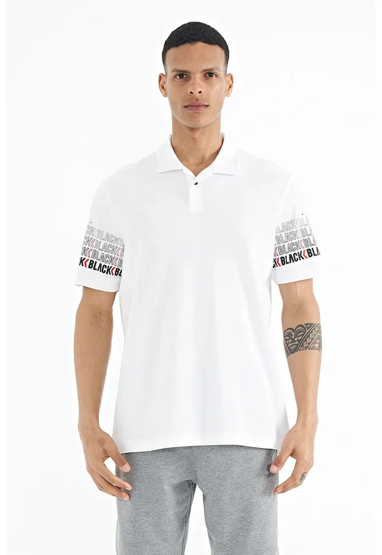Tricou polo  barbati, imprimat pe spate, alb, 100% bumbac