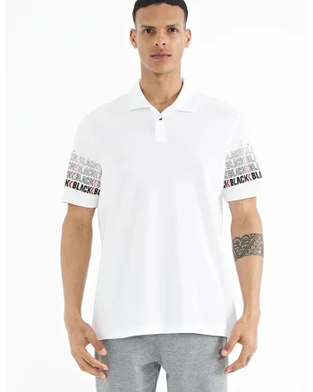 Tricou polo  barbati, imprimat pe spate, alb, 100% bumbac