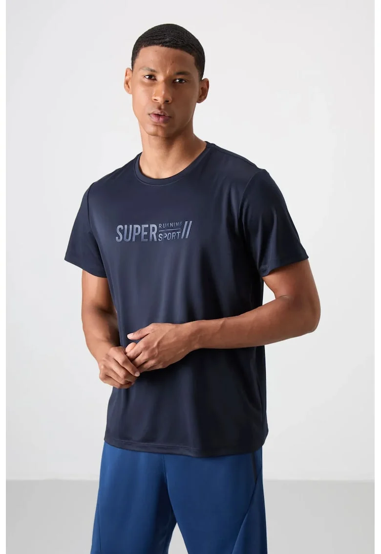 Tricou barbati,  imprimeu pe spate, albastru marin, poliester