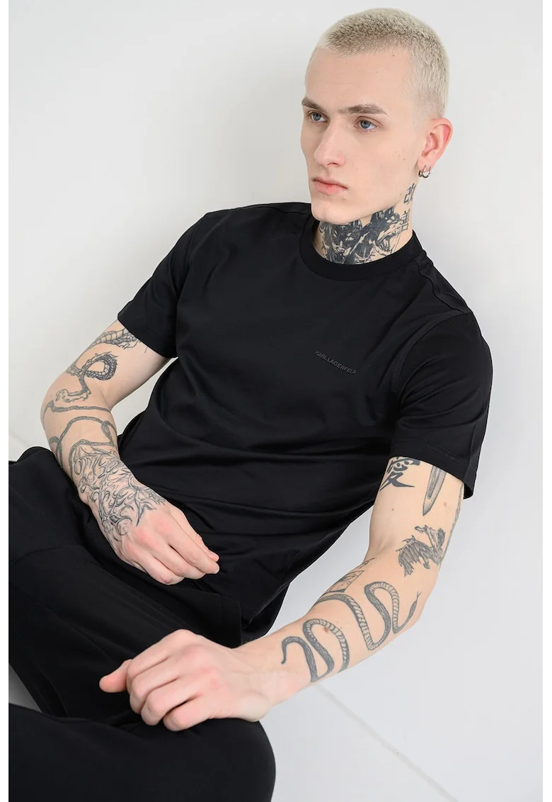 Tricou cu decolteu rotund, Negru