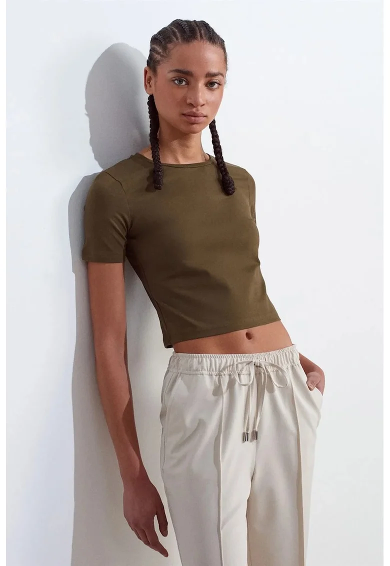 Tricou dama,  slim-fit, scurt, verde kaki, bumbac cu elastan
