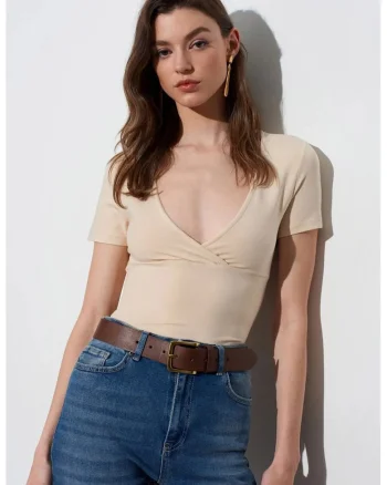 Tricou dama,  mulat, decolteu in V, bej natural, elastic