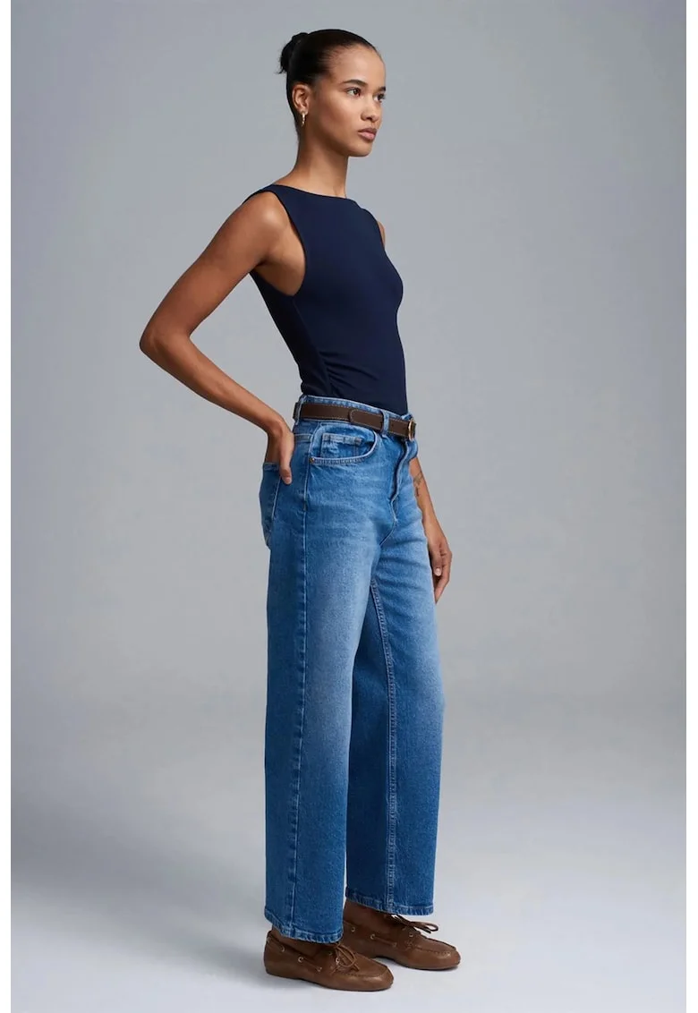 Blugi dama,  talie inalta, croiala larga, denim albastru mediu, 98% bumbac