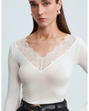 Bluza dama,  slim fit, maneci lungi, alb, modal cu dantela florala