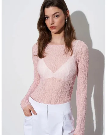 Bluza dama,  Slim Fit cu guler barca si dantela, roz pudrat, elegant, maneca lunga, fara inchidere