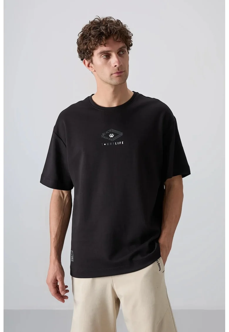 Tricou barbati  supradimensionat, negru, amestec de bumbac