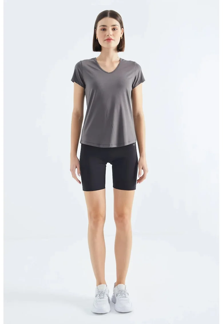 Tricou  gri antracit, croiala regulara, maneca scurta, elastic, 95% poliester, 5% elastan