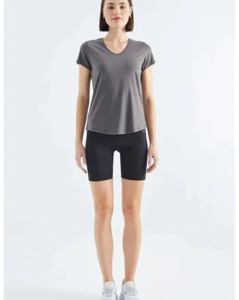 Tricou  gri antracit, croiala regulara, maneca scurta, elastic, 95% poliester, 5% elastan