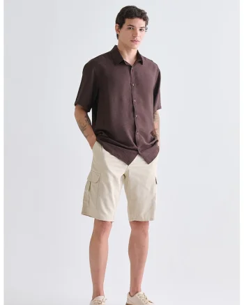 Pantaloni scurti cargo, Crem