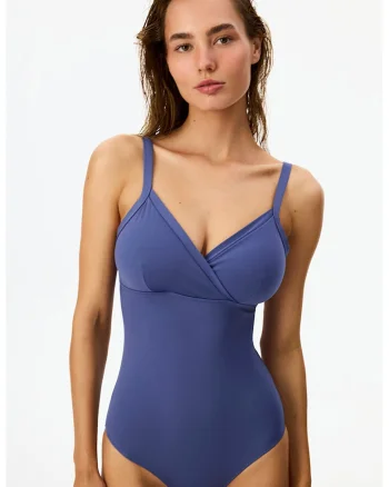 Costum de baie intreg cu model uni, Bleumarin