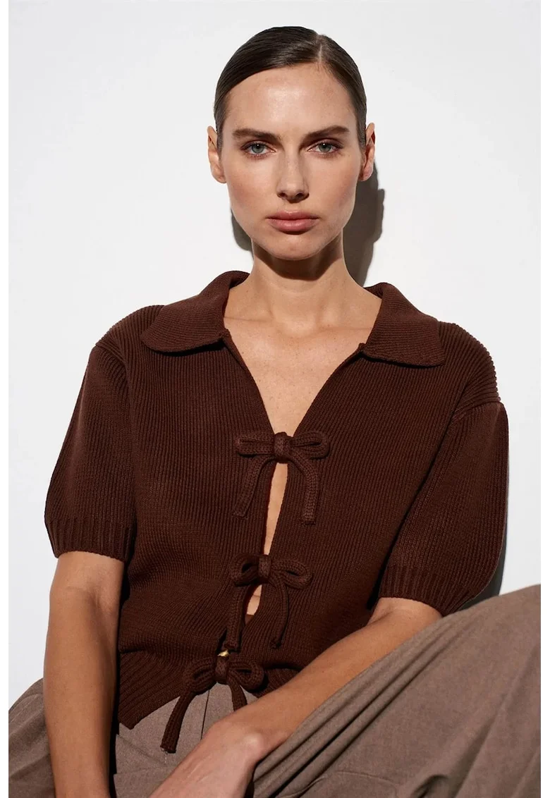 Cardigan dama,  acrilic reiat, maneci scurte, maro cafea, cu legatura in fata,