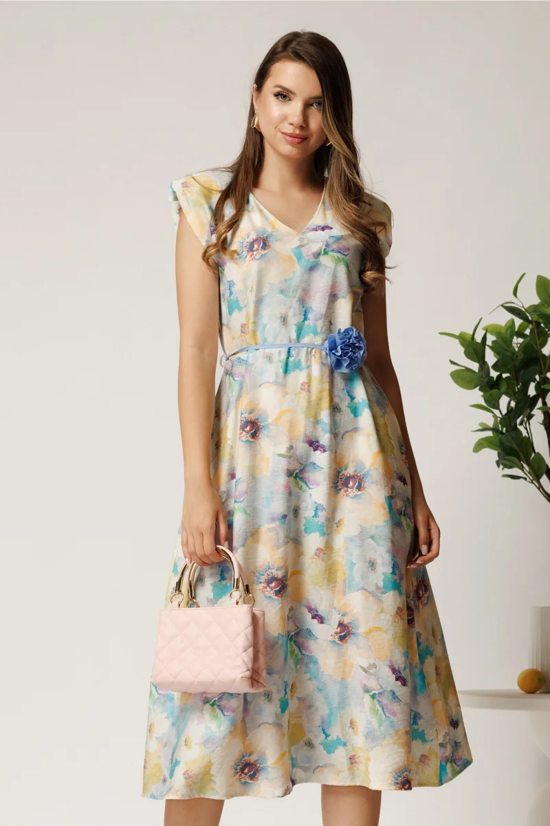Rochie midi bleu din viscoza cu imprimeuri galbene in clos cu floare in talie